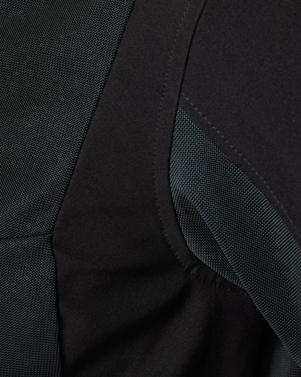 Jacket Highcrest H2O Ladies | Black - Detail