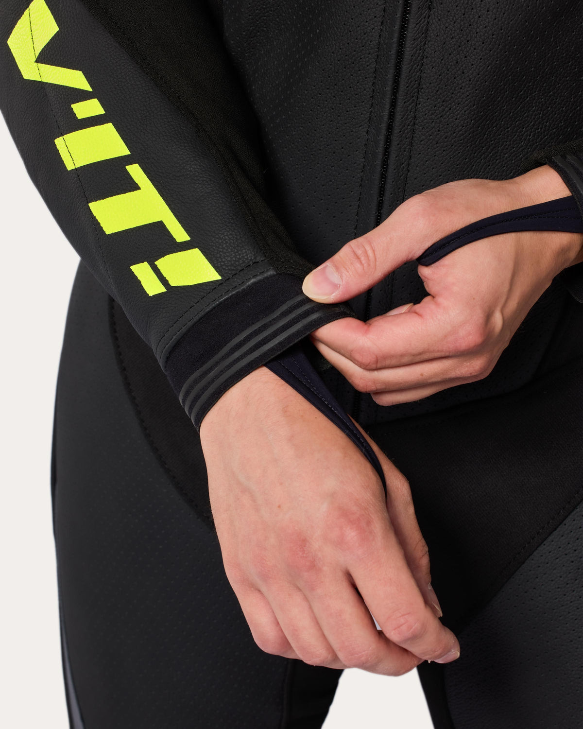 One Piece Argon 3 | Black-Neon Yellow - Detail