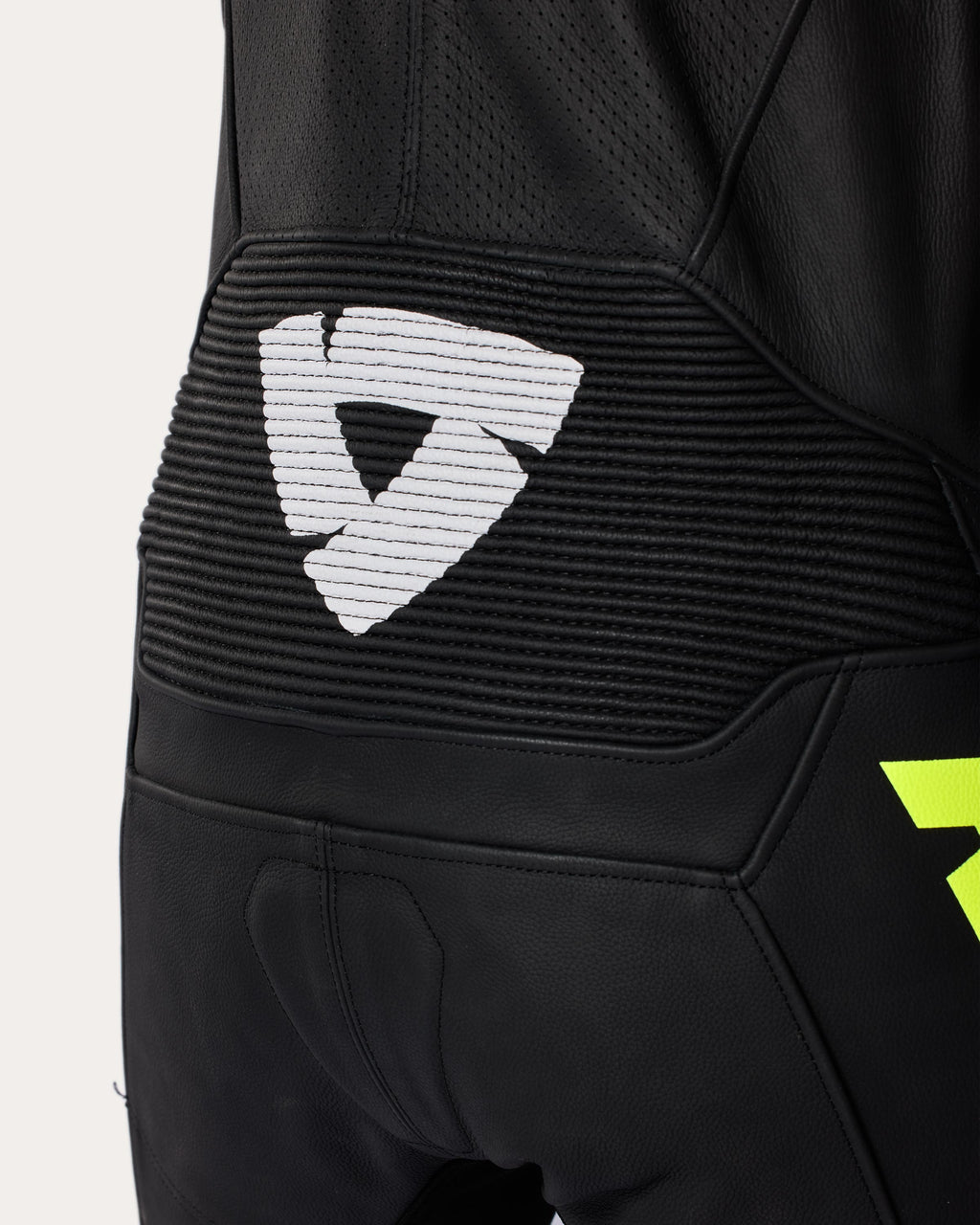 One Piece Argon 3 | Black-Neon Yellow - Detail