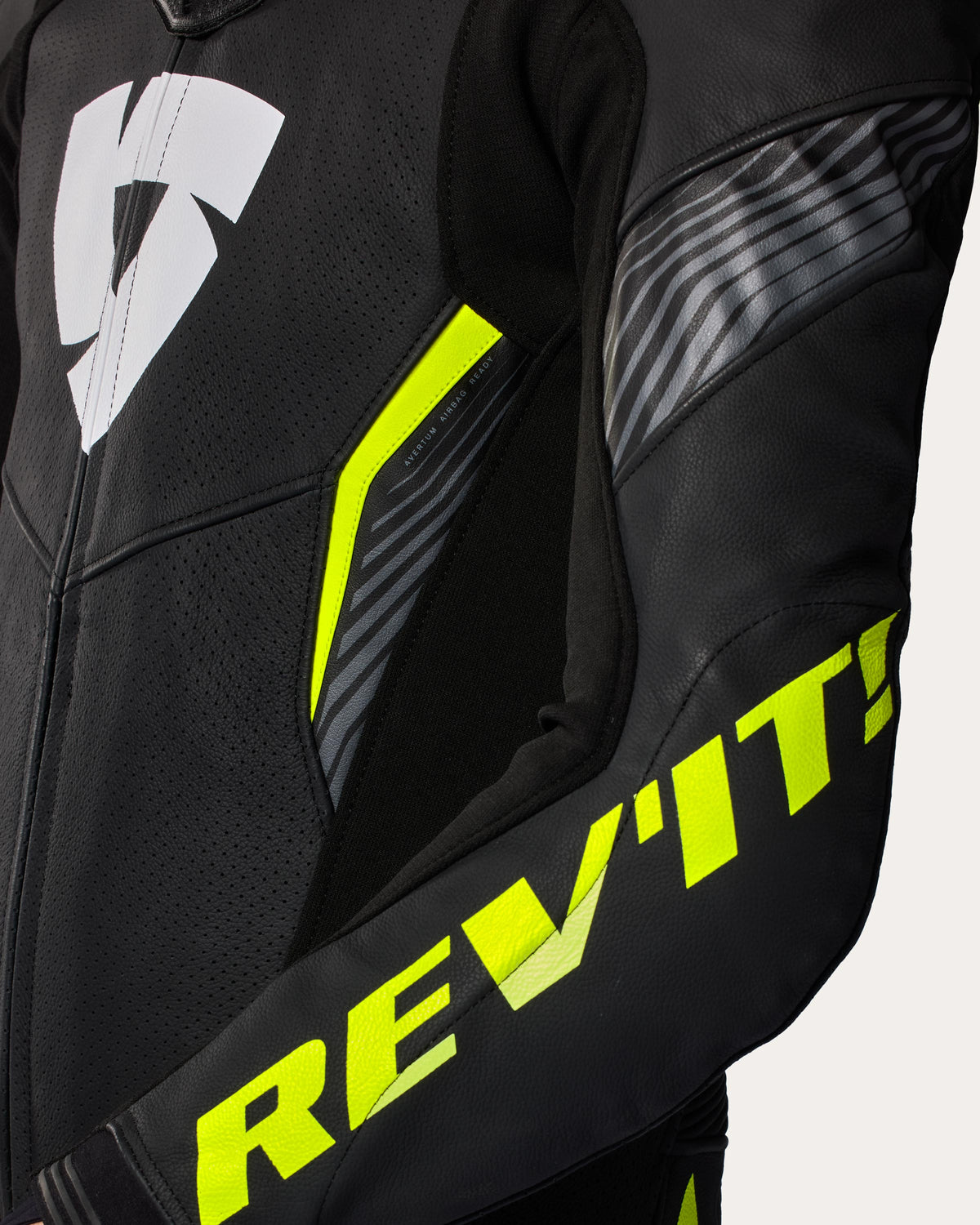 One Piece Argon 3 | Black-Neon Red - Detail
