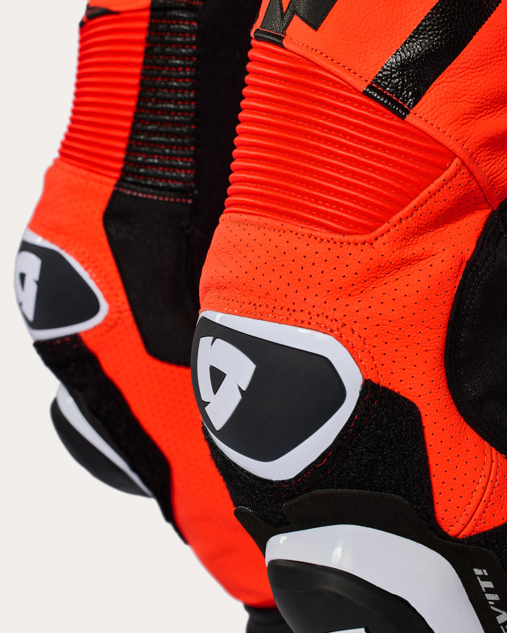 One Piece Hyperspeed 3 | Black-Neon Red - Detail