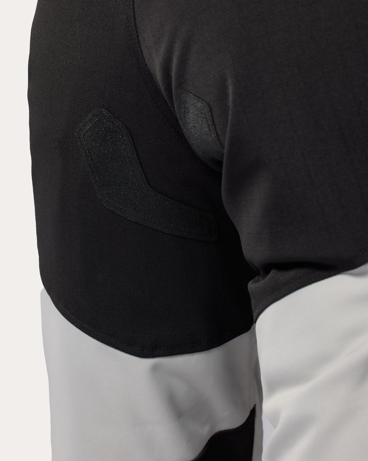 Pants Outback 5 H2O Ladies | Black - Detail