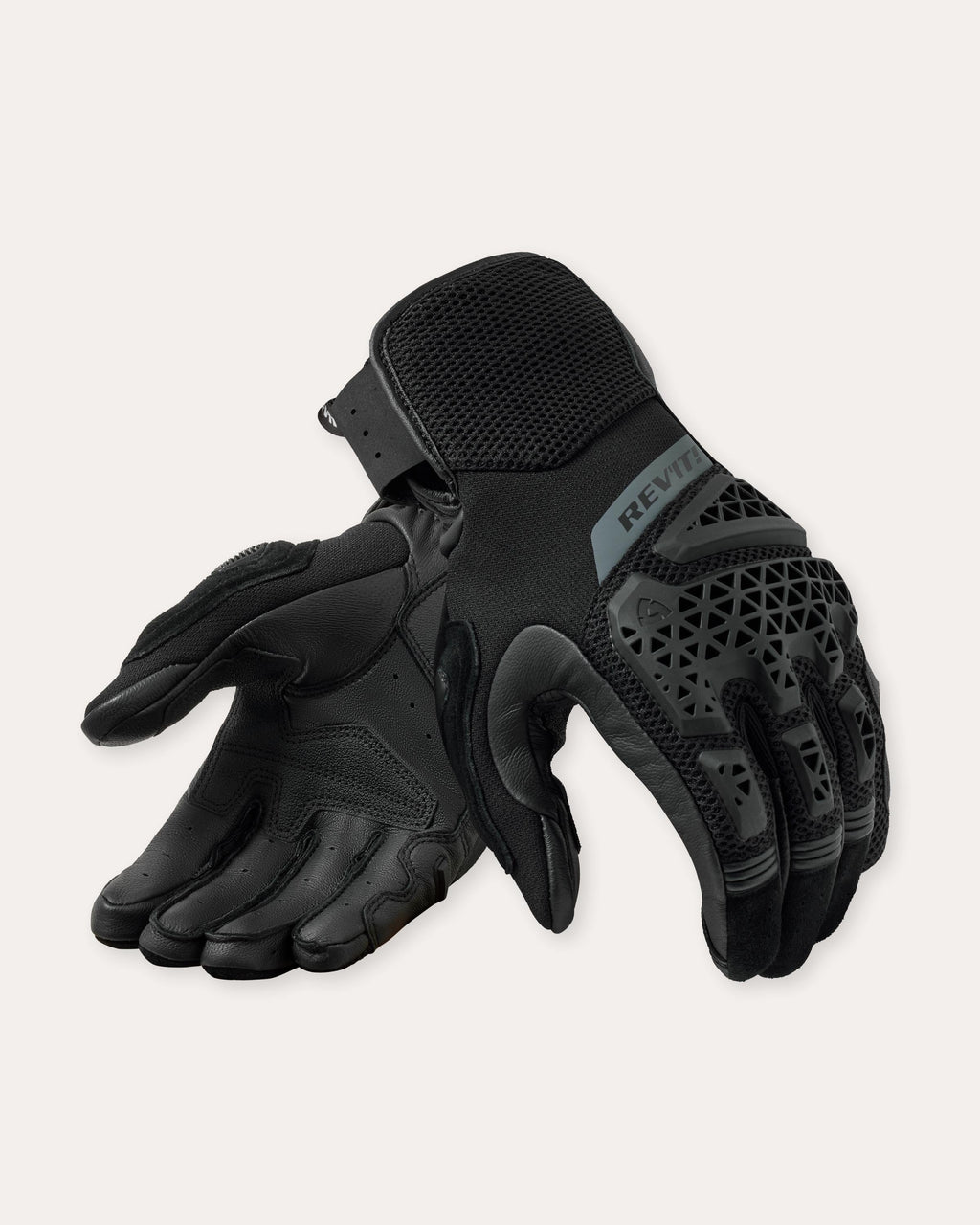 Front image: Sand 5 - Black