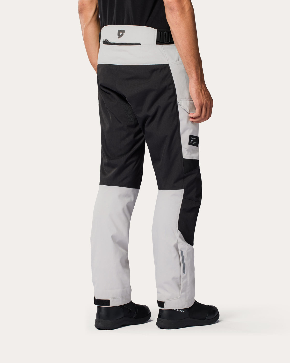 Variant image: Convergent H2O - Silver-Black