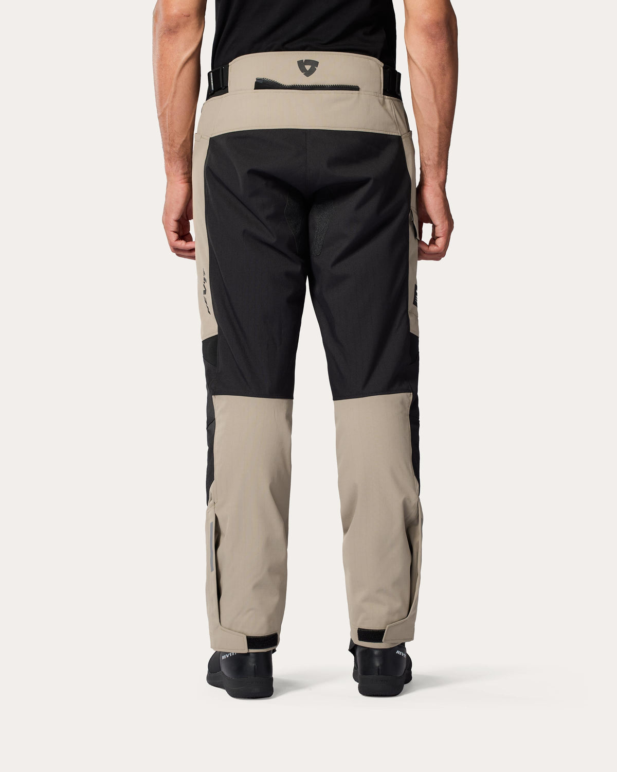 Variant image: Convergent H2O - Sand-Black