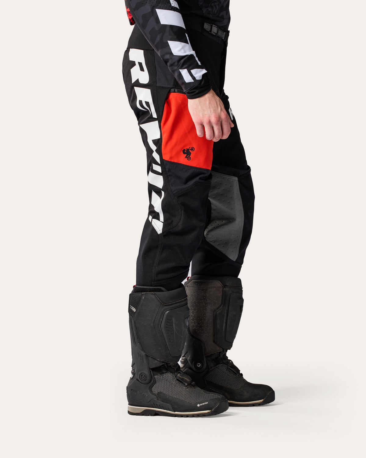 Additional photo: Lejano - Black-Red