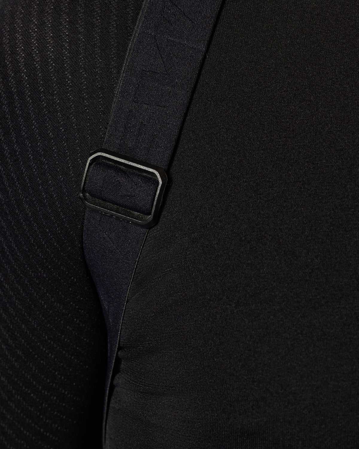 Back protector Spina | Black - Detail