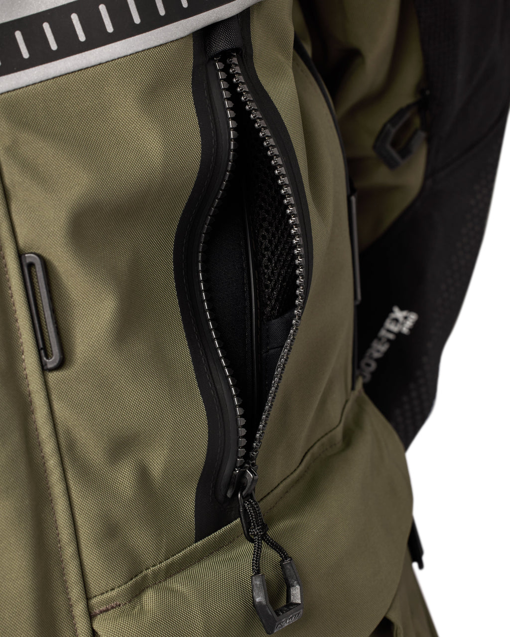 Jacket Dominator 3 GTX | Black-Dark Green - Detail