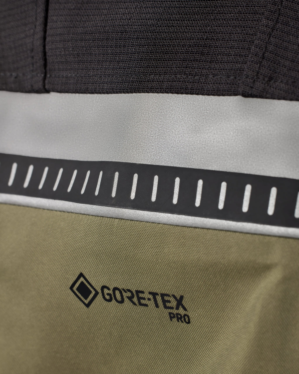 Jacket Dominator 3 GTX | Silver-Blue - Detail