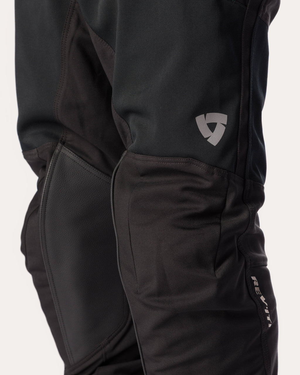 Pants Tectonic H2O | Black - Detail