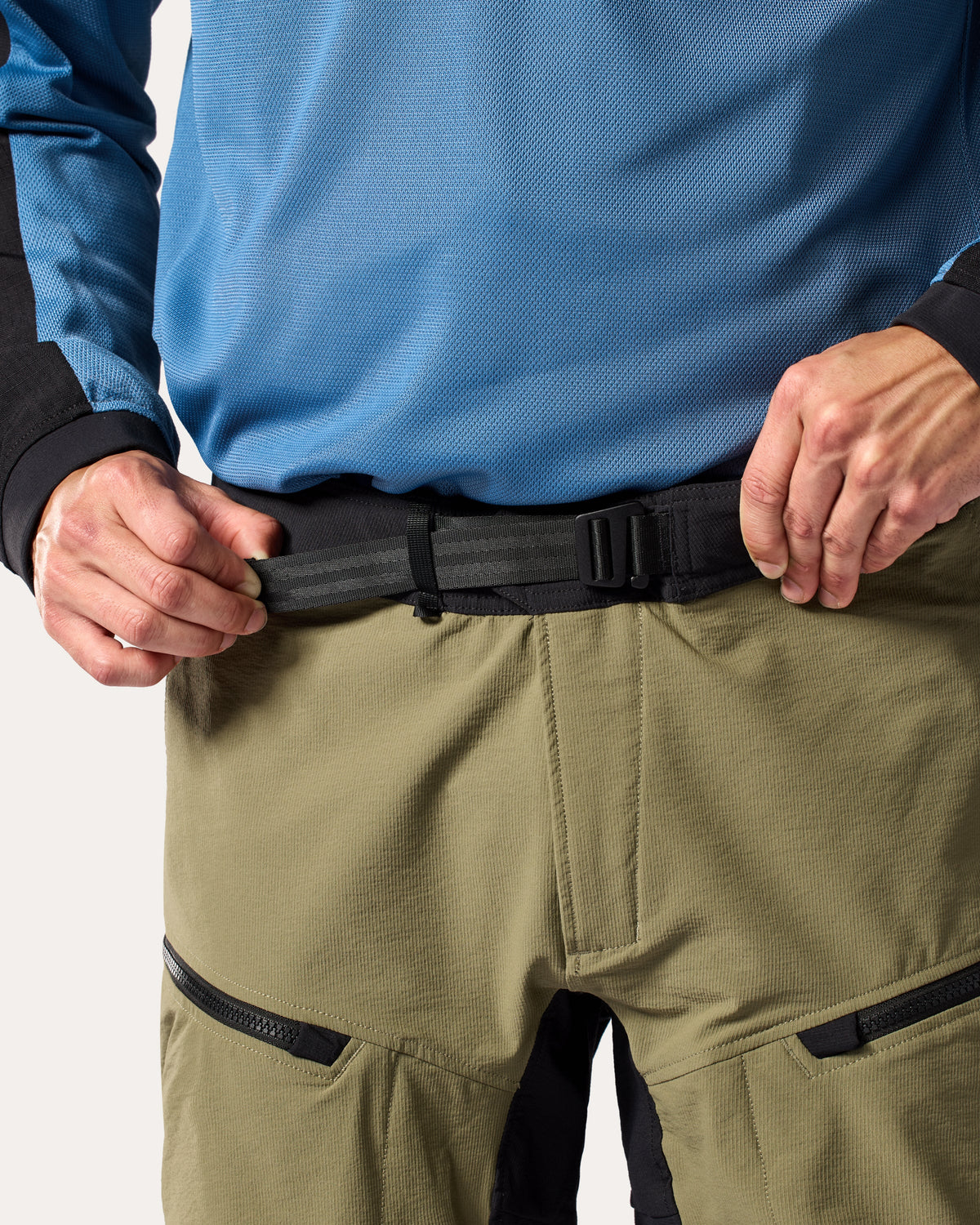 Pants Peninsula 2 | Black - Detail