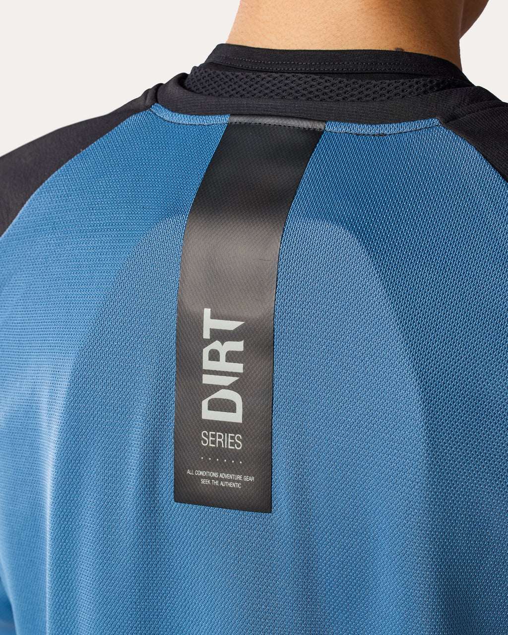 Jersey Sierra 2 | Blue-Black - Detail