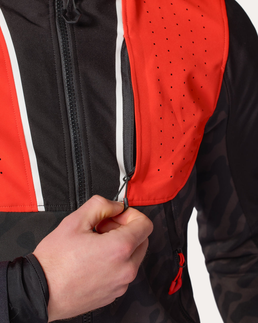 Jacket Africa | Black-Red - Detail