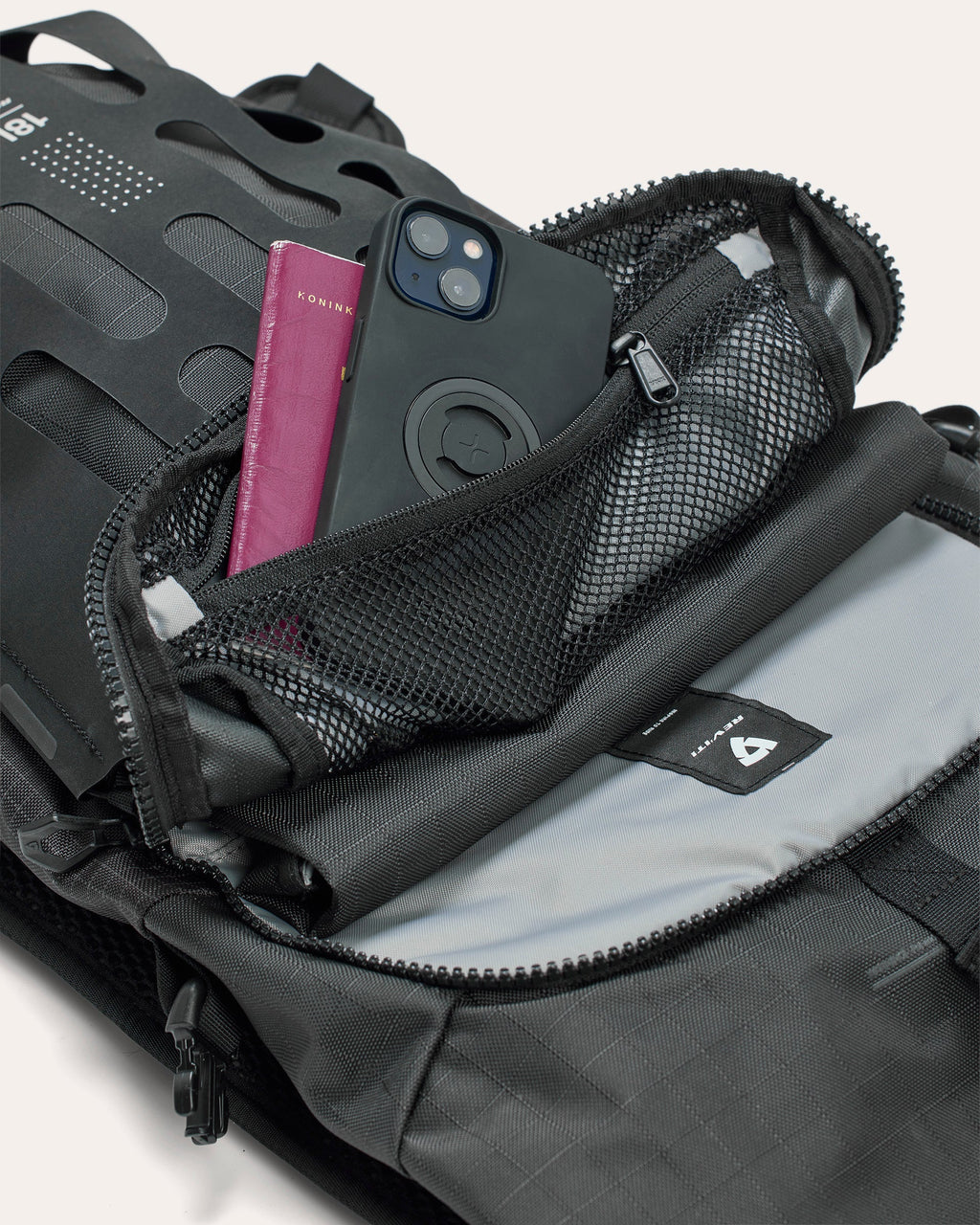 Backpack Bauxite H2O | Grey-Black - Detail