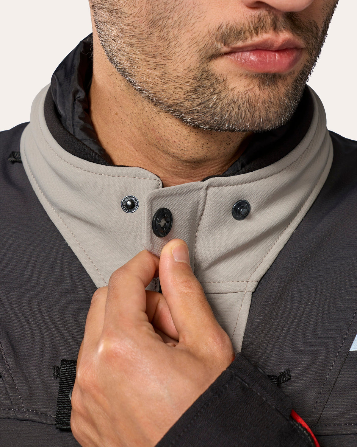 Jacket Defender 4 GTX | Anthracite-Red - Detail