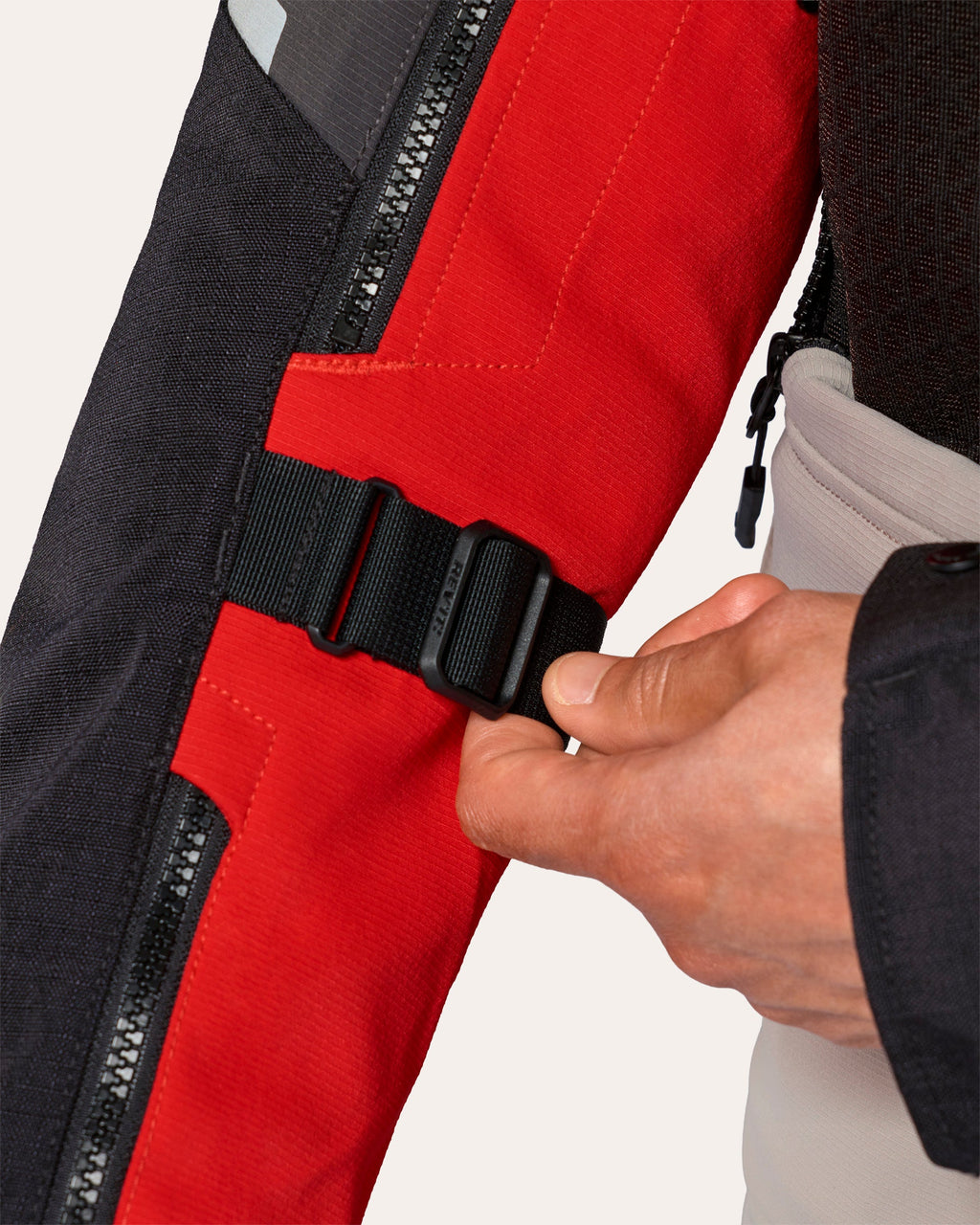 Jacket Defender 4 GTX | Anthracite-Red - Detail