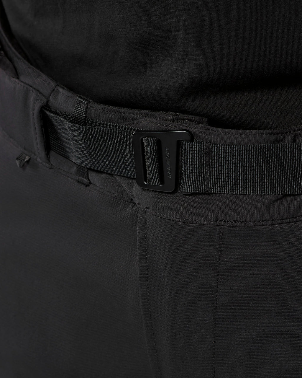 Pants Defender 4 GTX | Black - Detail
