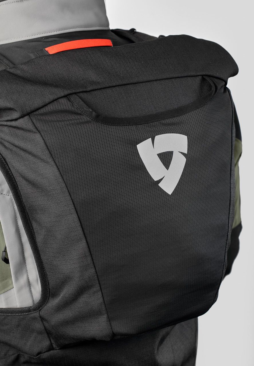 Vest Trail | Black - Detail