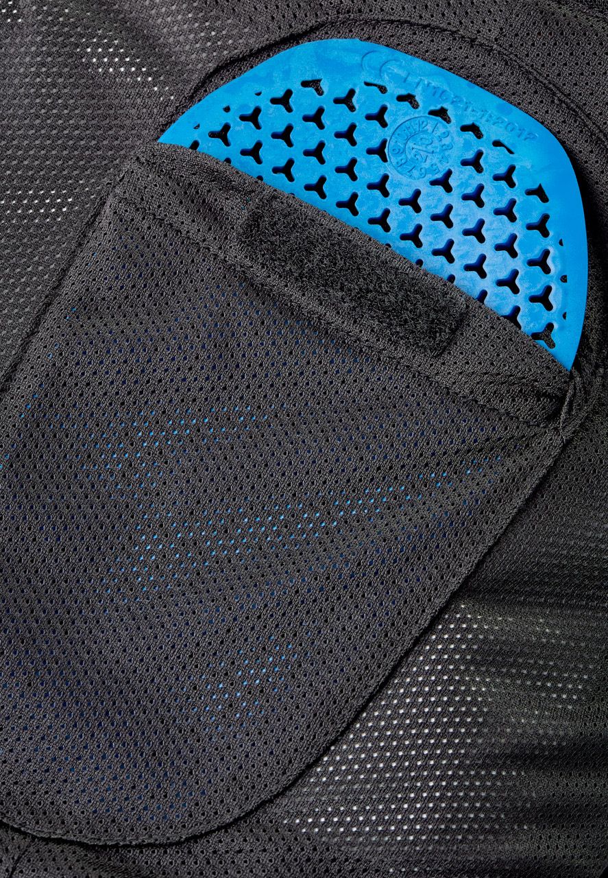 Pants Defender 4 GTX | Black - Detail