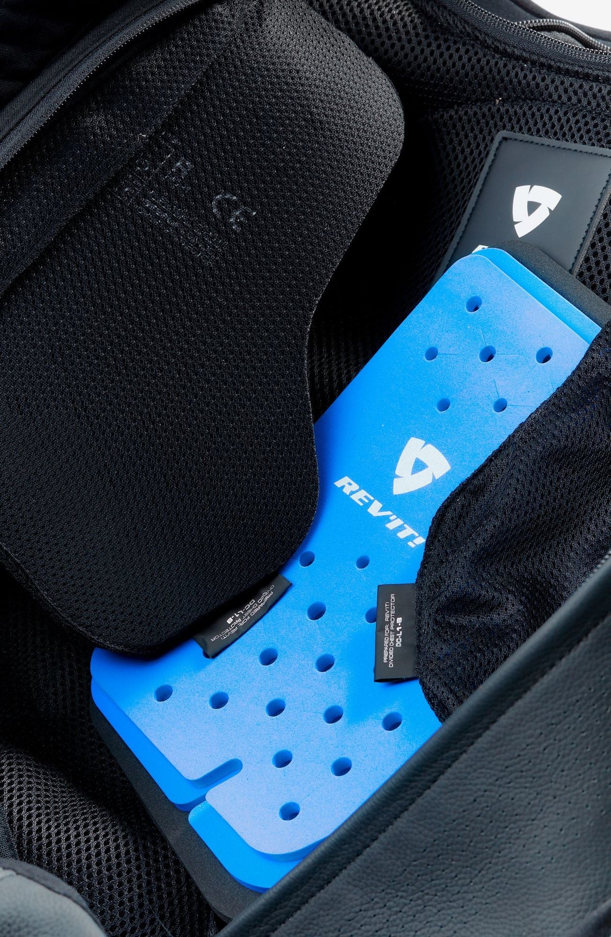 Jacket Defender 4 GTX | Anthracite-Red - Detail