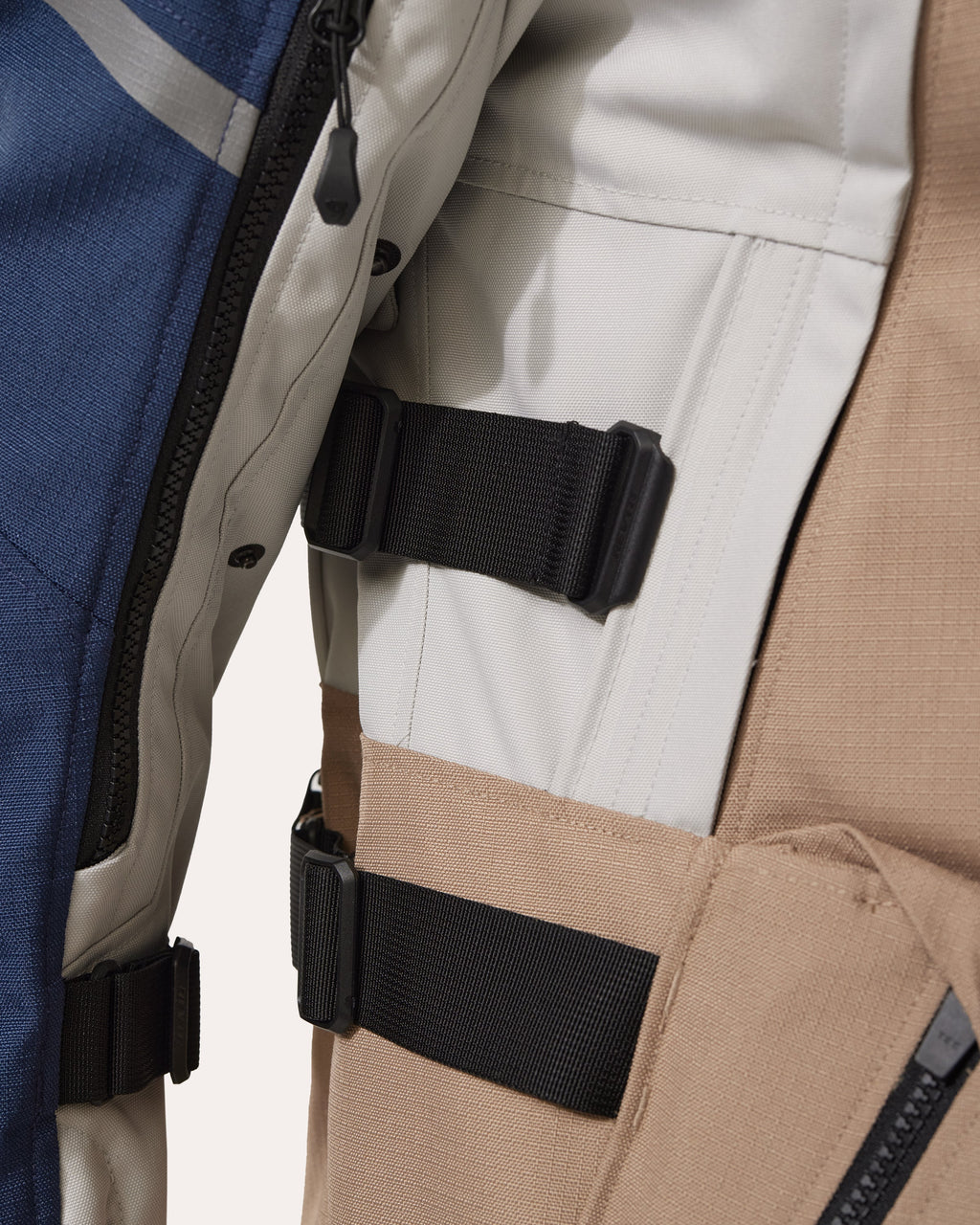 Jacket Sand 5 H2O | Grey-Dark Grey - Detail