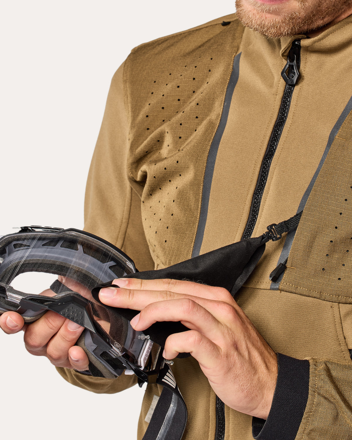 Jacket Surface | Brown - Detail
