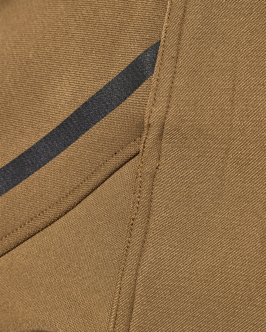 Jacket Surface | Brown - Detail