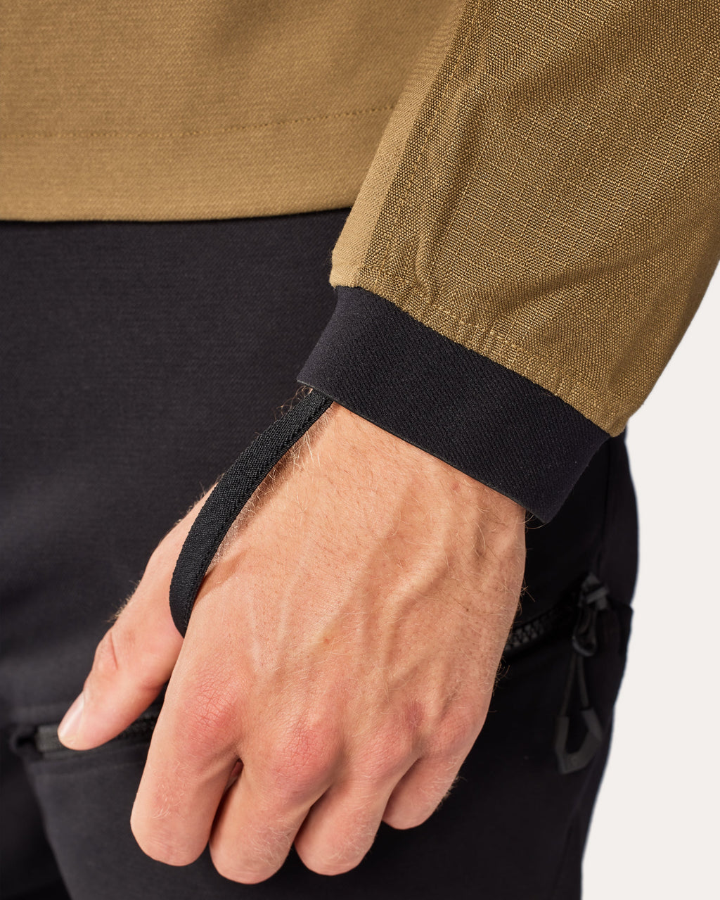 Jacket Surface | Brown - Detail