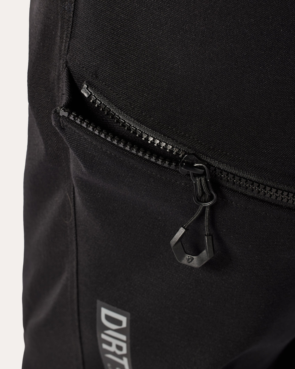 Pants Surface | Black - Detail