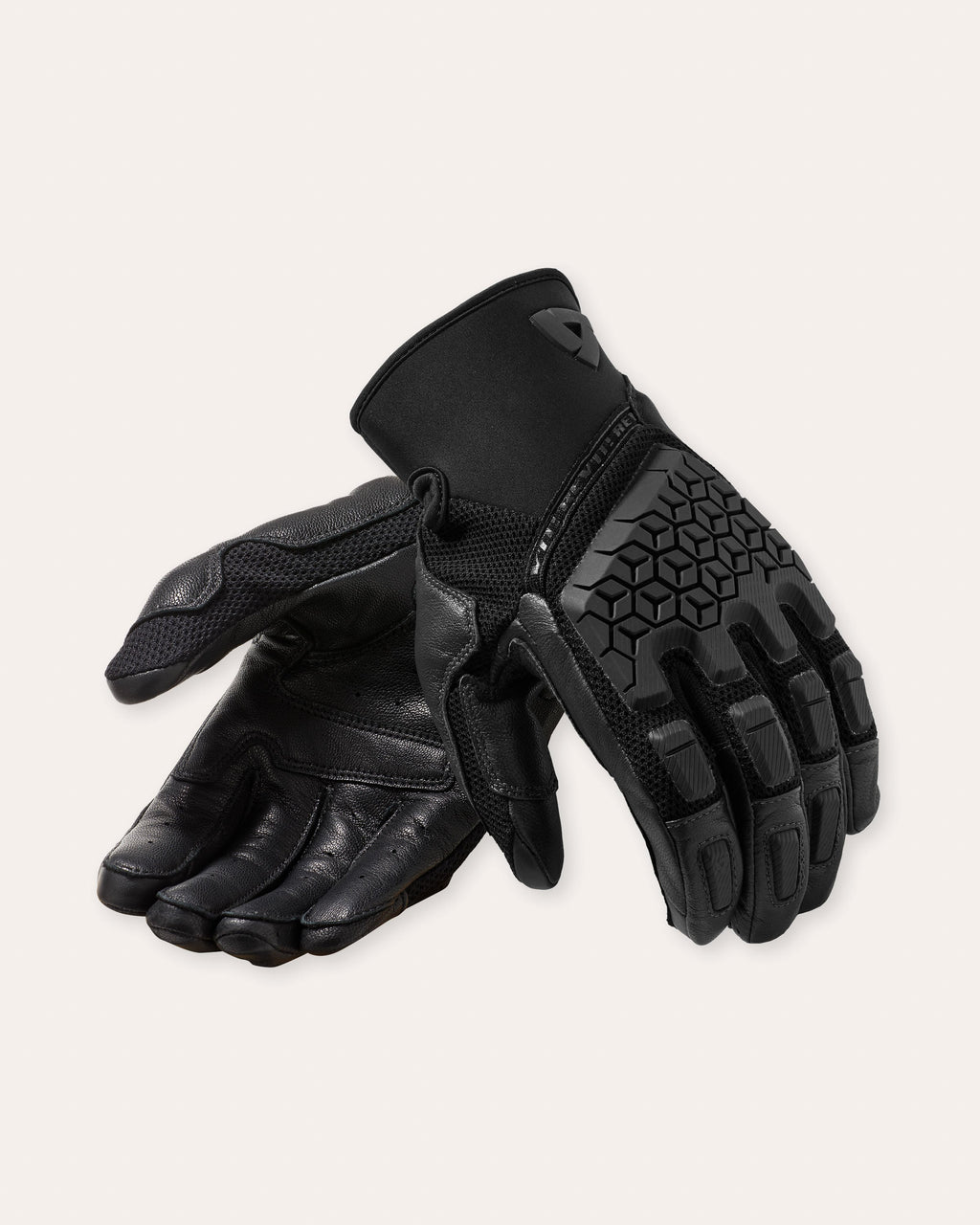 Front image: Caliber - Black